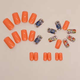 24Pcs Fall Press on Nails Short Square Thanksgiving False Nails with Maple Leaf Designs Autumn Leaves Nails Design Fall Fake Nails Tips Orange Acrylic Nails Artificial Autumn Glue on Nails for Women
