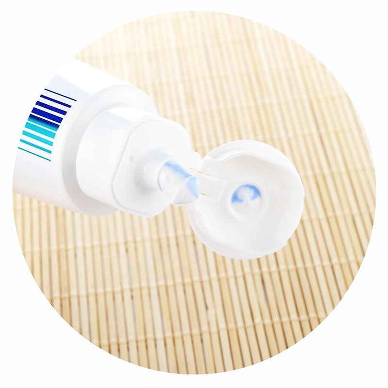 Ora2 Stripe Paste 140 g