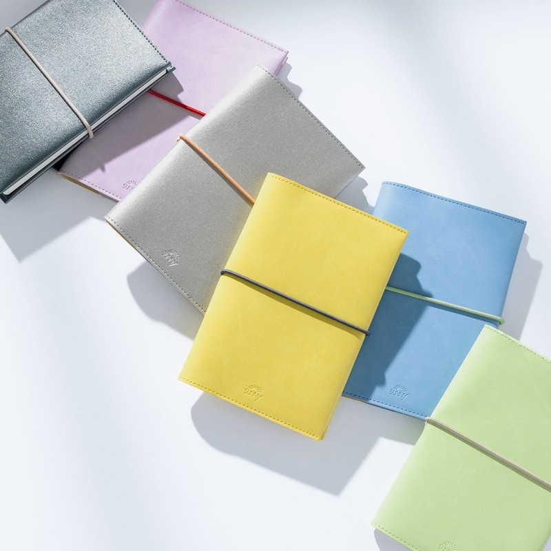 Iroha Published 2026 SUNNY Notebook, Standard, Free Daily, 2026/April/B6 Size,
