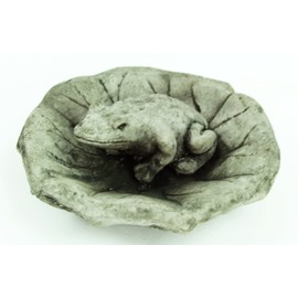 Frog on Lily Pad Garden Frog Concrete Garden Statue Cement Toad Figurine Cast Stone Figure Frogs Sculptures