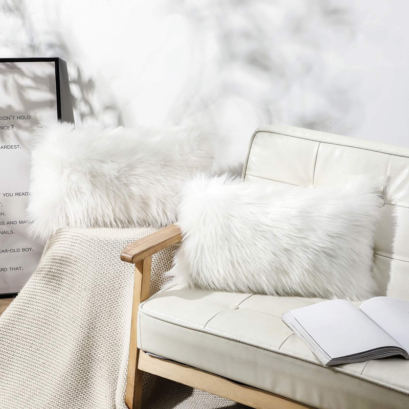 OYIMUA White 12'' x 20'' Fluffy Soft Faux Fur Cushion