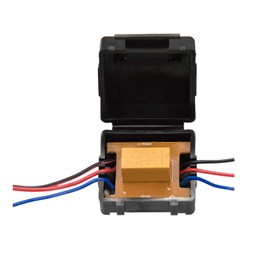 Signal Filter for Reversing Cameras on CAN-Bus Vehicles (Clocked Reversing Lights)