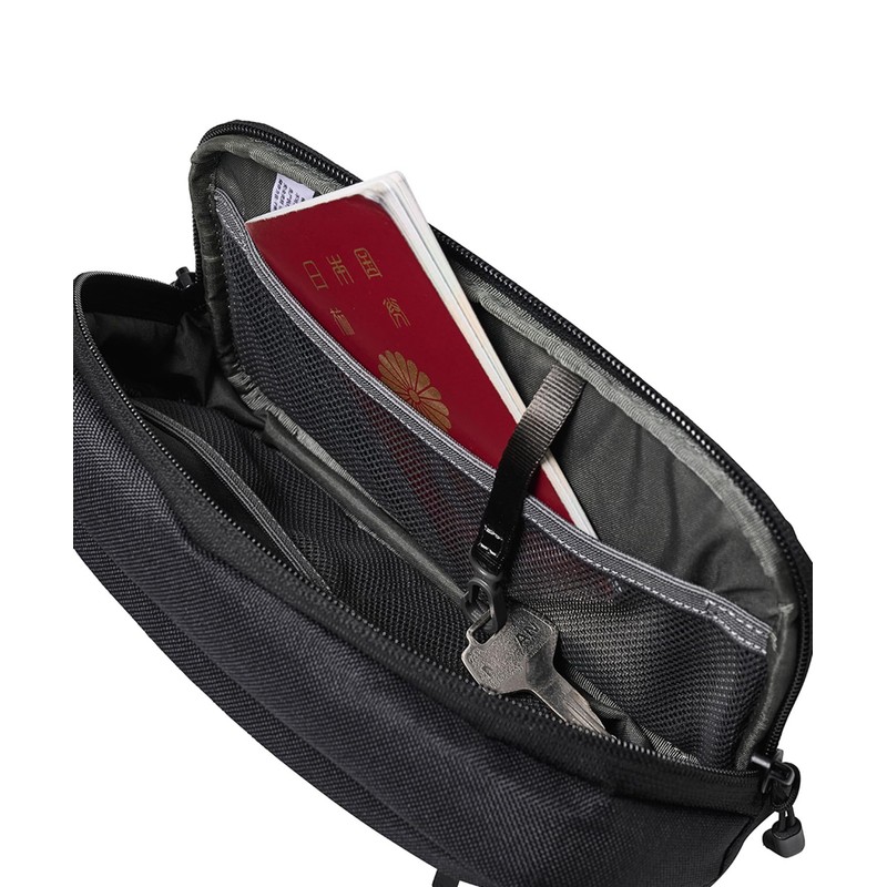 INCO400800-BLK Incase Crosstown Sling - Black