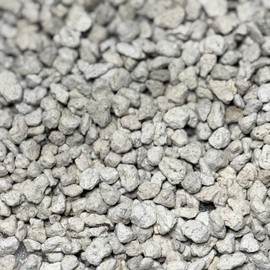 GARDENWISE Horticultural Pumice for Plants, Natural Pumice Stone Soil Amendment, 3/8-1/4 inch, Made in USA (1 Quart - 0.9 lb)