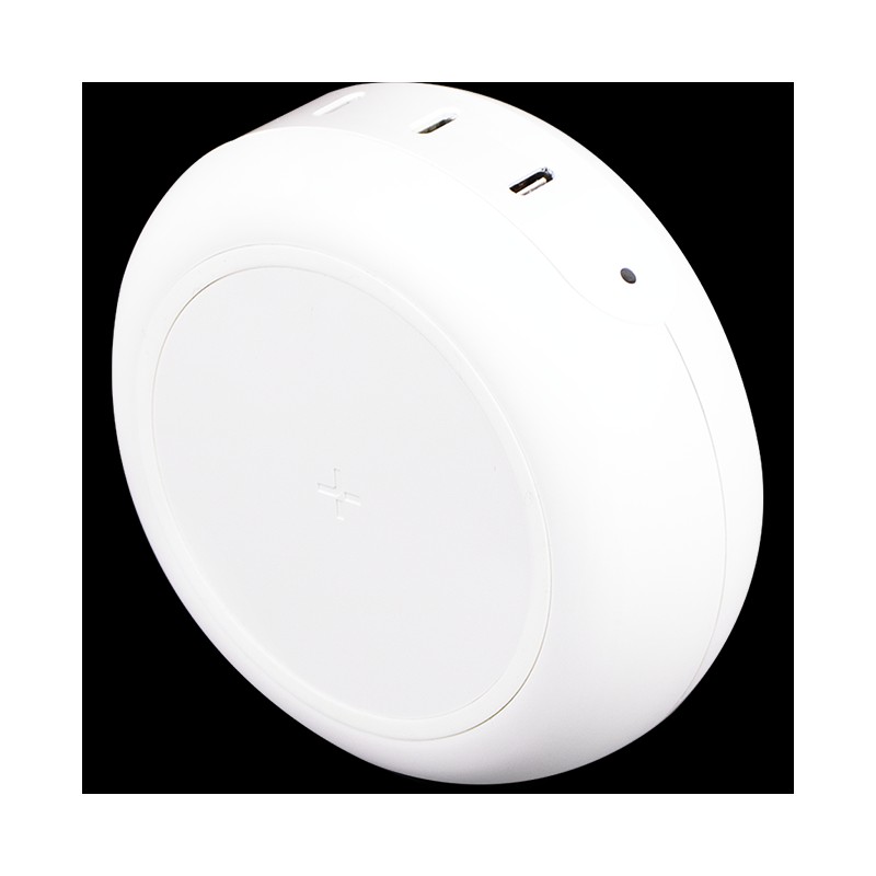 Tylt Multi Port 100W Power Hub with Wireless charging 3