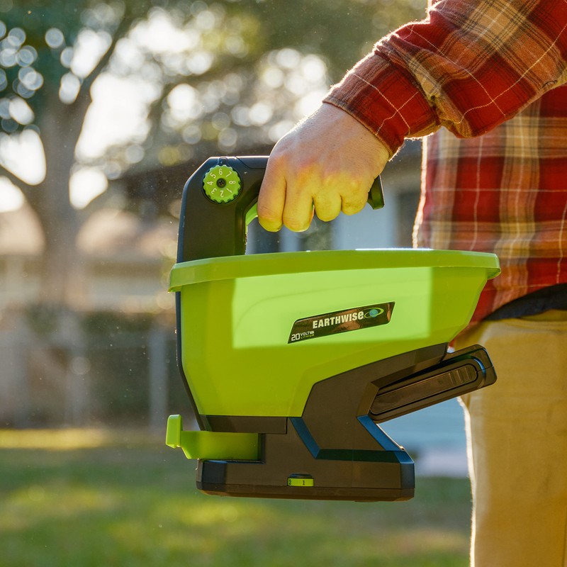 Earthwise SP001 20-Volt Cordless Electric Handheld Fertilizer Seed Garden Spreader