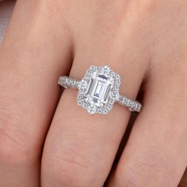 Wuziwen Emerald Cut Engagement Rings for Women Vintage Wedding Ring Cubic Zirconia 925 Sterling Silver Solitaire Size 6