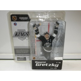 McFarlane Toys WAYNE GRETZKY LOS ANGELES KINGS LEGENDS SERIES 1 MCFARLANE FIGURE