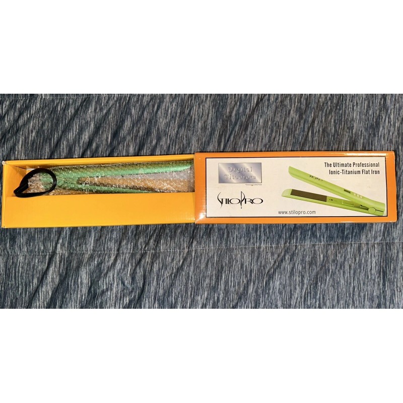 StiloPro Professional Ionic Titanium Flat Iron Digital 400ºF