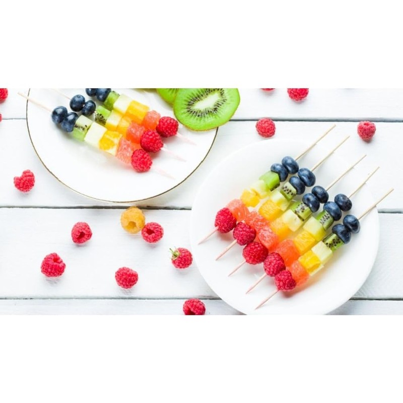 PARENCE.- Set di 100 tubi di legno/grill, spiedini, frutta, verdura,
