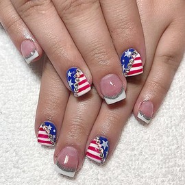 4th of July Press on Nails Short Petite Cute Fake Nails American Flag with Rhinestones Independence Day False Nails Glitter French Tip Acrylic Nails Patriotic Glue on Nails for Holiday Manicure 24Pcs