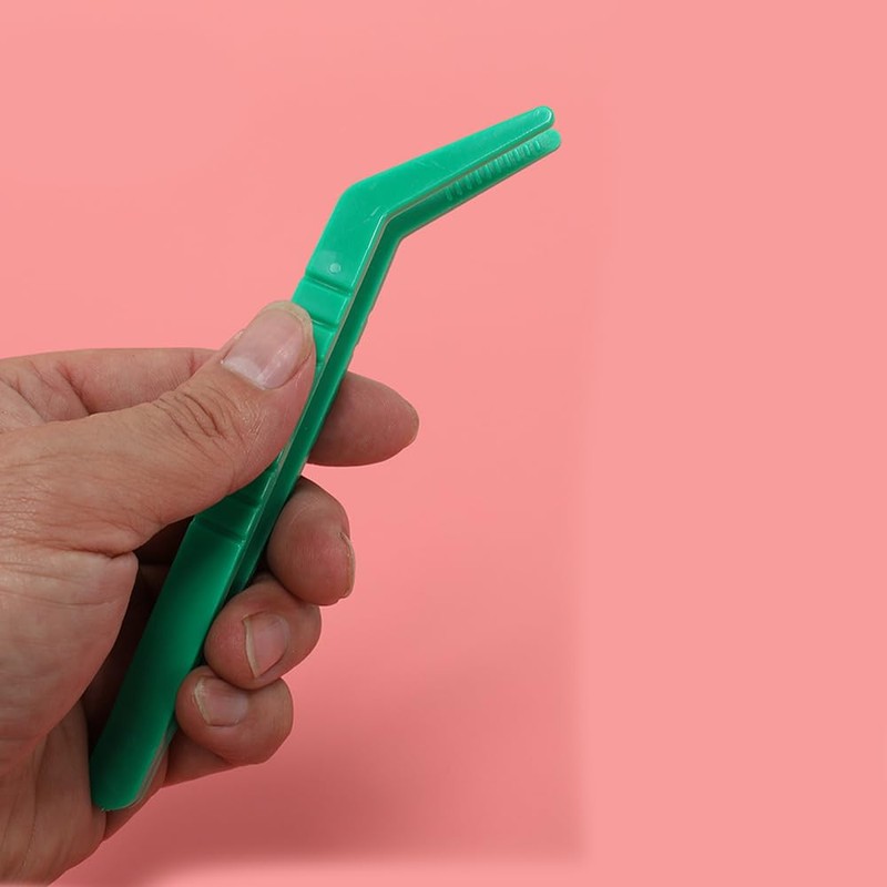 Plastic Tweezers Set, 6 Pieces, Curved Head Design for Children,