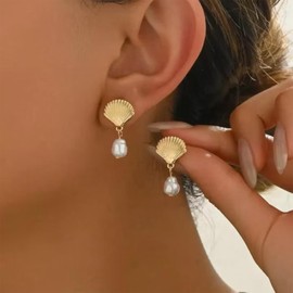 Gold Starfish Shell Earrings Dangle Beach Jewelry for Women Starfish Shell Pearl Drop Earrings for Women Summer Jewelry (Shell)