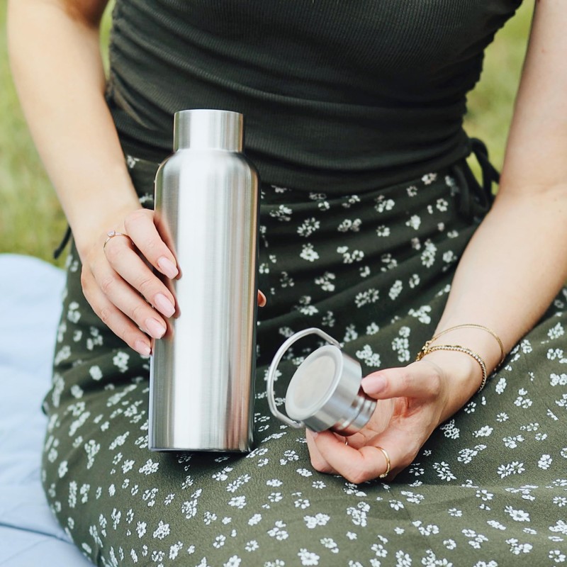 Sprengers Stainless Steel Water Bottle with Handle - Leak-proof &