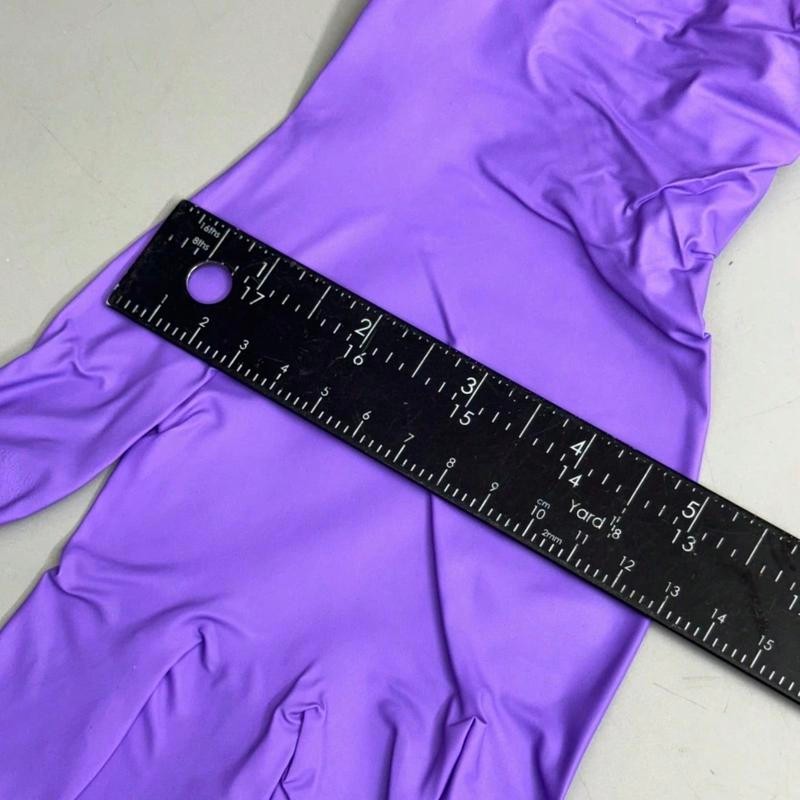 A Box Of Heavy-Duty Sturdy Gloves With A Thickness Of