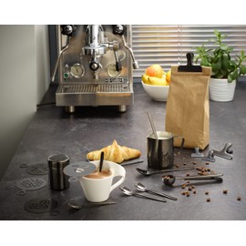 Echtwerk Coffee Accessory Set, 23 Pieces, Milk Foam Jug 350 ml, Cocoa Shakers, 4 x Espresso, 4 x Cappuccino, 4 x Latte Macchiato Spoons, 4 x Coffee Clips, 4 x Coffee Stencils, Coffee Measuring Spoons,