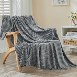 EMME Cuddly Fluffy Blanket, 3D Touch Experience Fleece Blanket, Soft and Warm Wool Blanket, Throw Blanket, Blankets for Sofa, Couch and Bedspread (Dark Grey, 130 x 150 cm)
