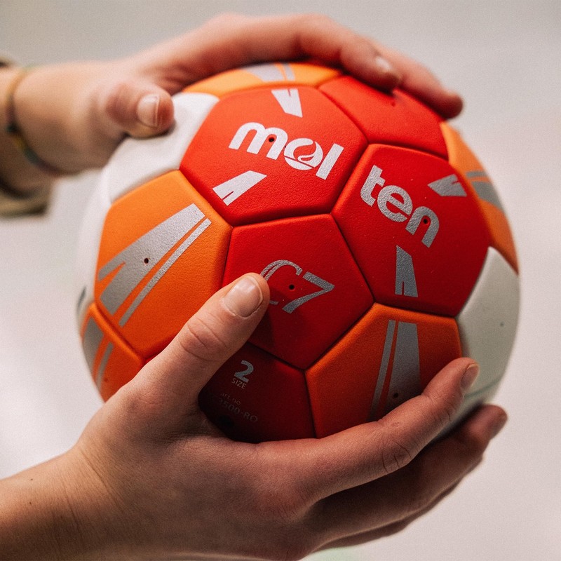 Molten H2C3500-RO Handball, Pro Training Ball "C7", Synthetic Leather (TPU),