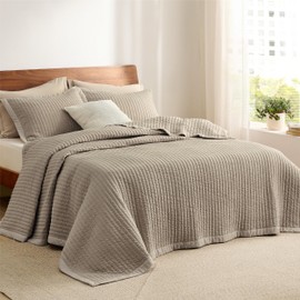 Bedsure Light Taupe Bedspread Coverlet Twin Size - Lightweight Soft Quilt Bedding Set for All Seasons, Corduroy Pattern Quilt Set, 2 Pieces, 1 Quilt (86"x68") and 1 Pillow Sham (20"x26"+2")