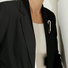 ARFUKA Pack of 2 Safety Pins Large Safety Pins Set 75 mm Safety Pins Rhinestone Brooch Jumper Clip Scarf Clip Cardigan Dress Garment Decoration Accessories, Metal