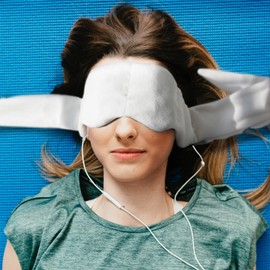 Gentle Pressure Sleep Mask, which can be Heated by Microwave, can Help Relieve Pain and migraine, and Also Suitable for Sleeping, Traveling and Relaxing. (White)