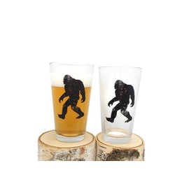 Pint Glasses by Black Lantern – Handmade Craft Beer Glasses and Bar Glassware – Bigfoot Design (Set of Two 16oz. Glasses)