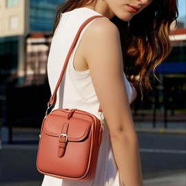 Yuguocly Crossbody Leather Bag, Leather Crossbody Bags for Women Anti Theft, Small Messenger Bag, Large Capacity with 10 Card Slots (Green)