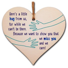 Thinking of You Wooden Heart Plaque – Letterbox-Friendly Hanging Gift Sign with Twine – 10x10cm Italian Plywood – Thoughtful Keepsake for Friends & Loved Ones – Sympathy, Long Distance, Hard Times