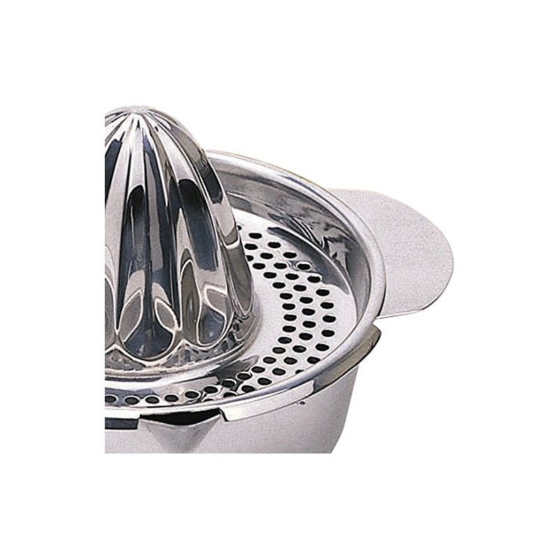 MasterClass Stainless Steel Lemon Squeezer, Orange Squeezer with Wide Handles