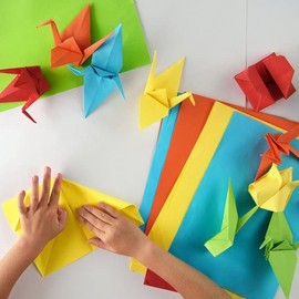 100 Sheets of Coloured Paper A4, Colourful Paper, Craft Paper, Colourful 80 g/m², Folding Paper, Coloured Paper A4 for DIY Craft Projects Crafts (10 Colours)