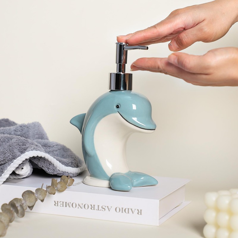 Colias Wing Sea Animals Pattern Soap Dispenser with Plastic Pump,
