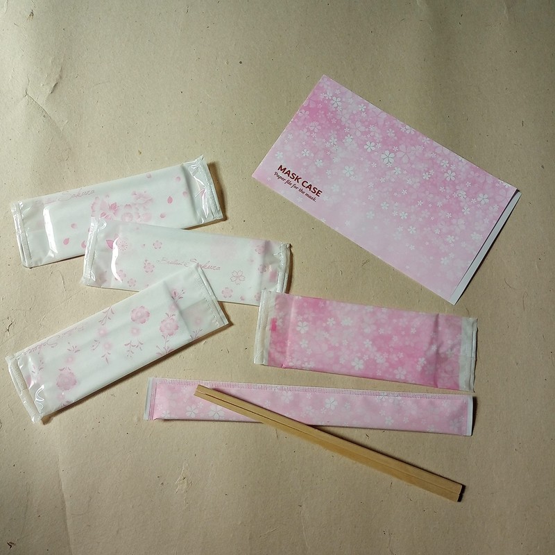 Kyushu Shoko SAKURA Hot Towels, 100 Pieces, Brilliant Sakura Disposable