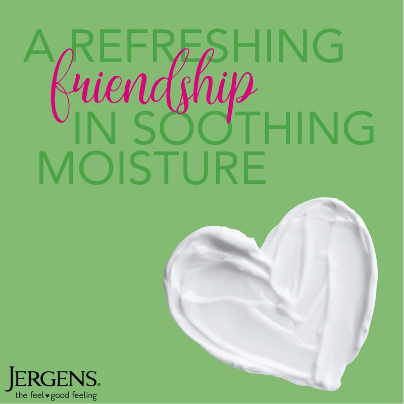 Jergens Hand and Body Lotion, Soothing Aloe Refreshing Moisturizer, with