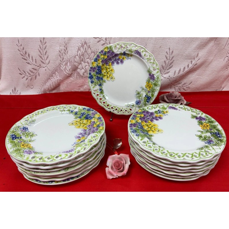 Tiffany & Co. NEW-Vtg-Brunelli "Tiffany"- 8 1/4 inches Dinner plate-Made