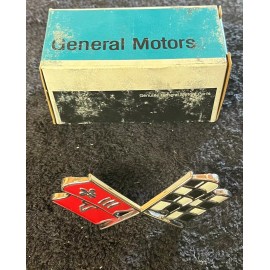Corvette Nose Emblem - 1967 - NOS GM # 3894544