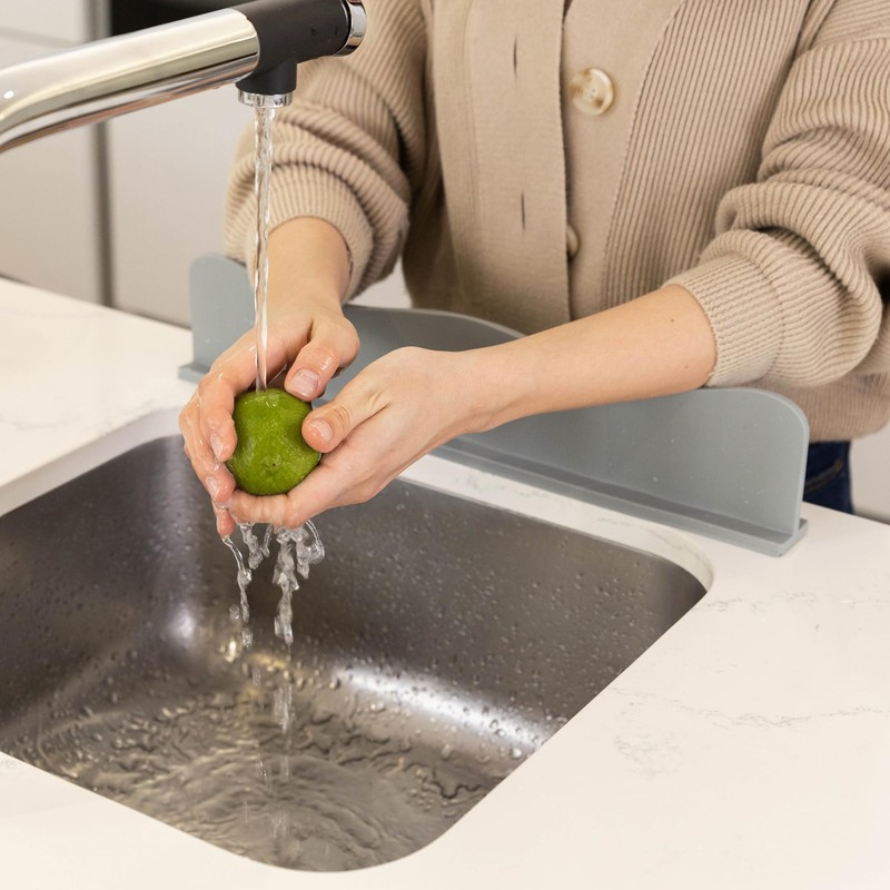 TYOARO Silicone Sink Splash Guard - Water Splash Guard for