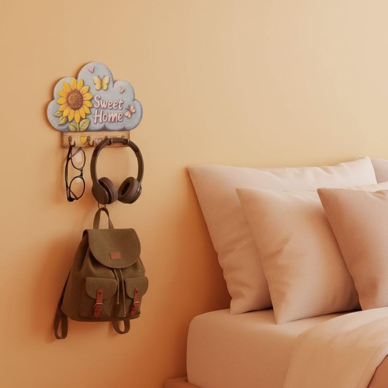 Wall Mounted Key Holder with Hooks - Key Organizer for