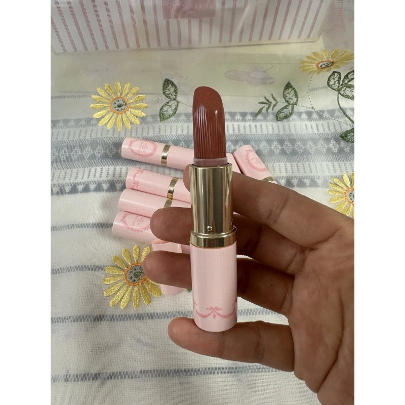 Estée Lauder Estee Lauder Pure color envy lipstick 131 Bios