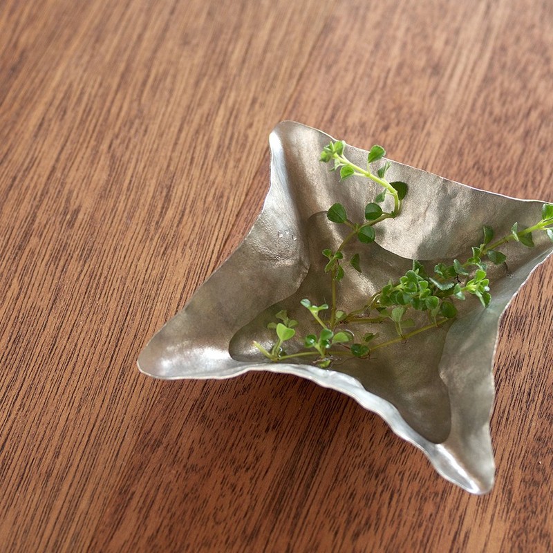 syouryu Suzugami M 7.1 x 7.1 inches (18 x 18