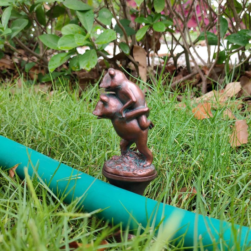 Garden Hose Guide Spike Stake Hose Roller Guide, Rustproof Coated