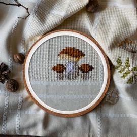 HEALLILY 2Pcs Embroidery Hoop Circle Cross Stitch Hoop Ring Embroidery Display Frame for Embroidery Cross Stitch