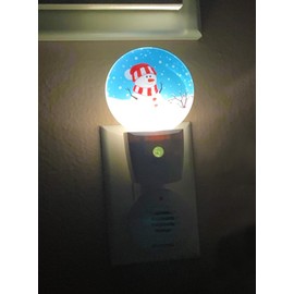 EKOBLA Blue Snowman LED Night Light Winter Red Bird White Snowflakes Snowman with Scarf Hat Dusk to Dawn Night Lamp Auto Sensor for Home Indoor Bathroom Hallway Kitchen