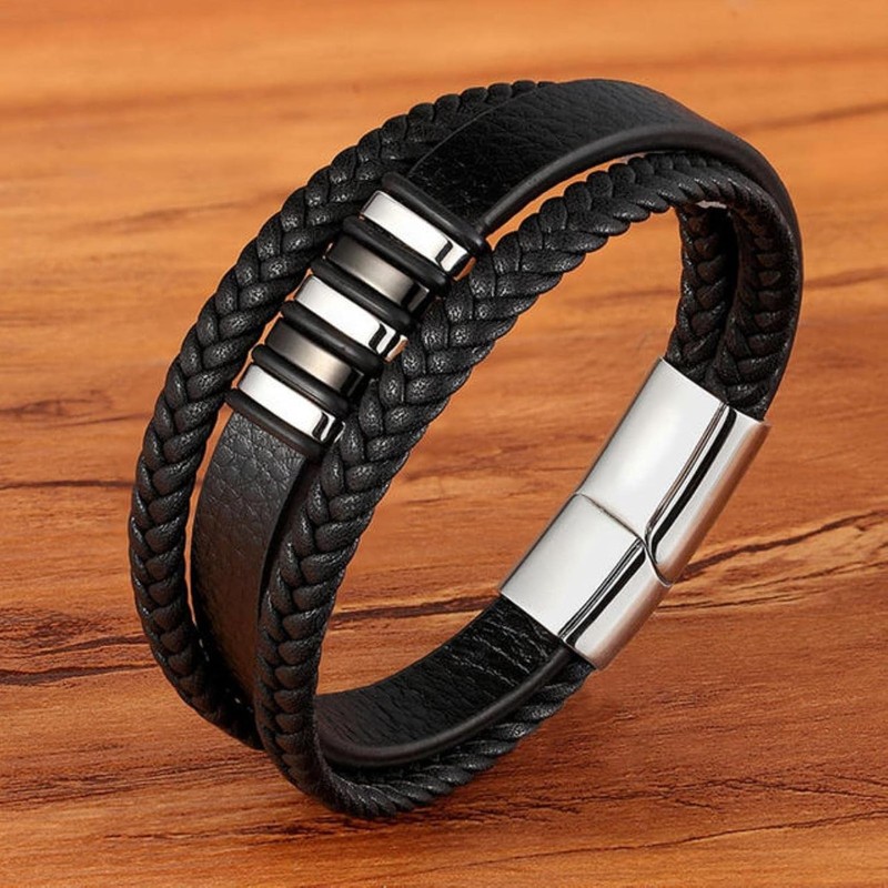 Pulsera de cuero punk de 3 capas con botón magnético