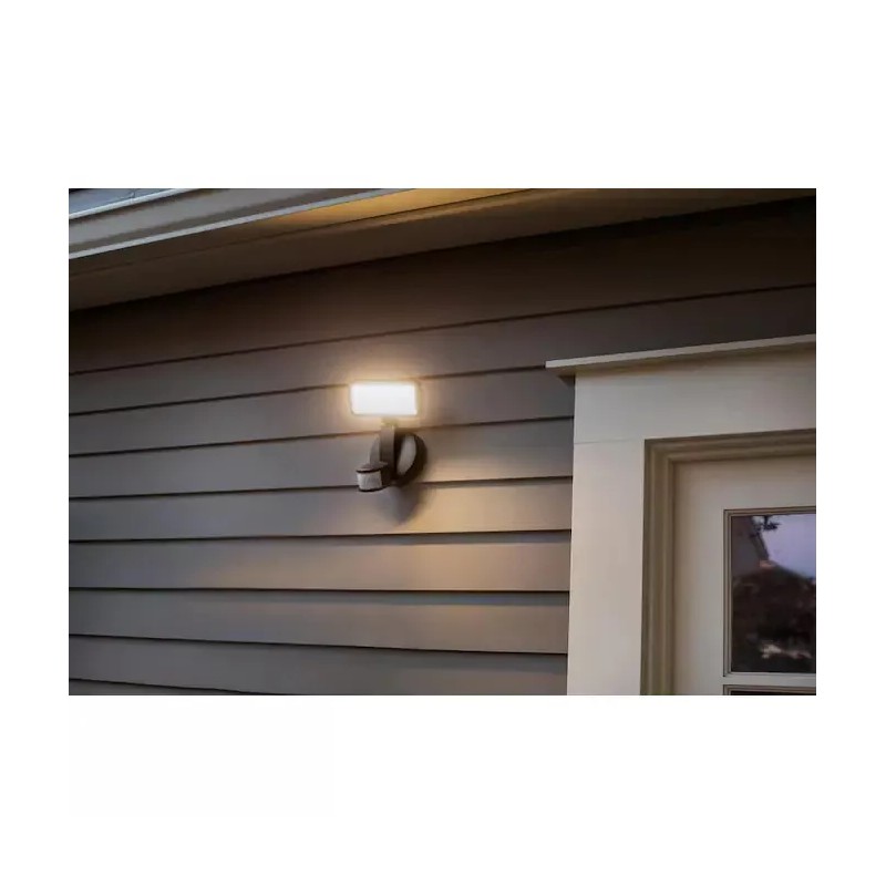 Utilitech 110-Degree Bronze Solar LED Outdoor Motion-Activat