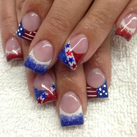 24Pcs 4th of July Press on Nails Short Square French Tip Fake Nails Patriotic False Nails Red Blue Star Design American Flag Stick on Nails Full Cover Artificial Glue on Nails for Women DIY Manicure