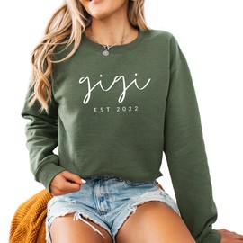 Gigi Grandma Women's Long Sleeve Custom Est Crewneck Sweatshirt, grandma Letter Print Graphic Shirts Pullover Tops