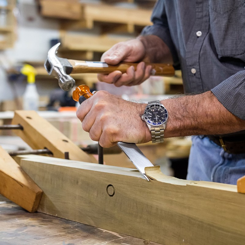 Buck Brothers 74818 Pro Full Tang Wood Chisel – 1-1/2"