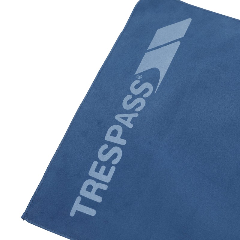 Trespass Soaked, Navy Blue, Antibacterial Fast Drying Microfiber Towel with