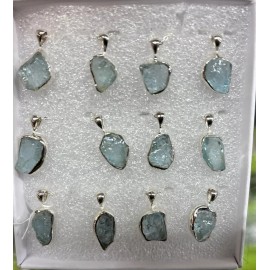 Unbranded aquamarine pendant sterling silver With 18” Sterling Silver Chain