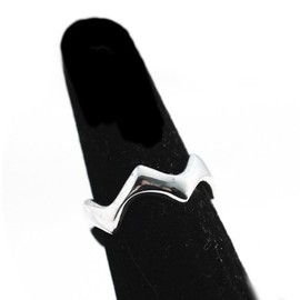 apop nyc "Tiara Sterling Silver Band Ring size 8 [Jewelry]